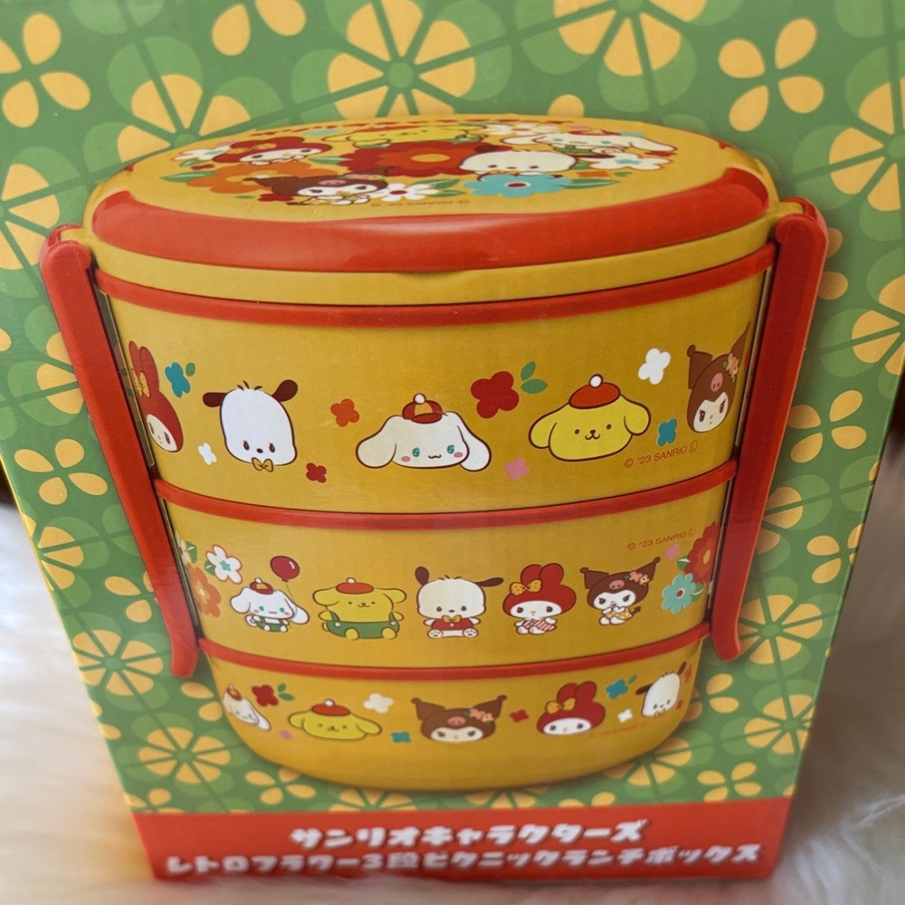 Sanrio Multicolor Stackable Lunch Box - Picture 4 of 4